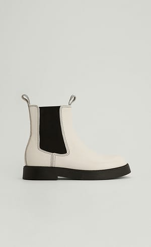 Cream Basic Chelsea boots i skinn