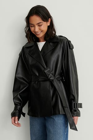 Black Jakke I Pu