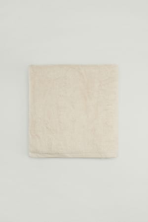 Image 3 of 6