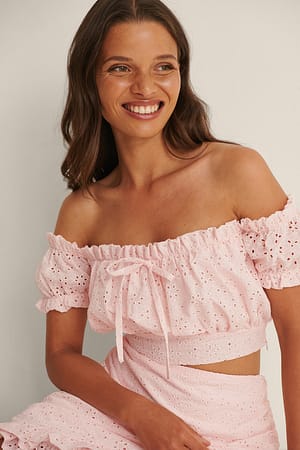 Light Pink Mavebluse I Broderie Anglaise