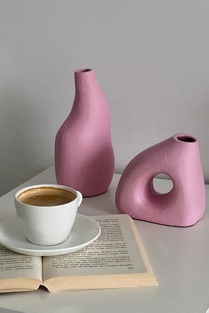 Lilac Støpt vase med blomstermotiv