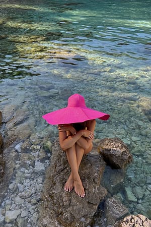 Cerise Strohhut