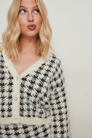 White/Black Ternet strikcardigan