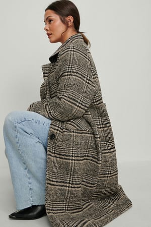 Black Oversized rutete kåpe