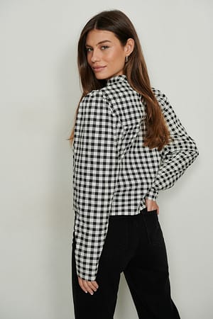 Image 2 of 5