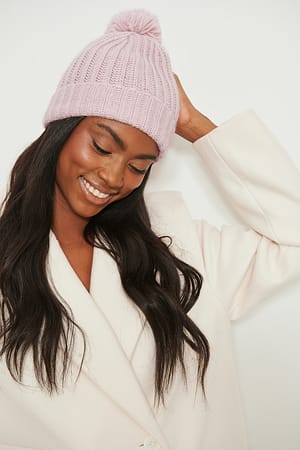 Light Pink Chunky beanie med pompoms