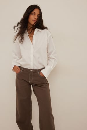 Brown Jeans med kontrastsöm och låg midja