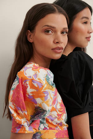 Multi Floral Print Haut Court Noué