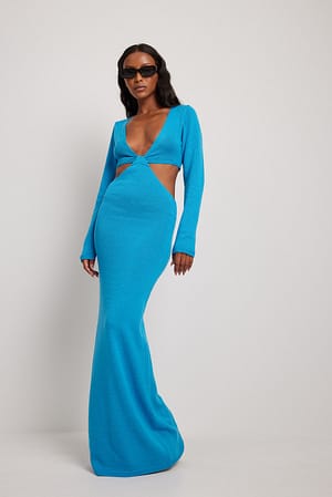 Blue Robe longue en tricot à découpes