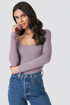 Dusty Light Purple Rippoberteil Mit Tiefem Rundhalsausschnitt