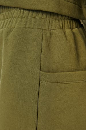 Image 5 of 5