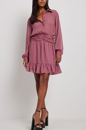 Maroon Vestido mini dobby con cintura marcada