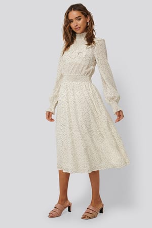 White/Beige Robe À Pois À Volants