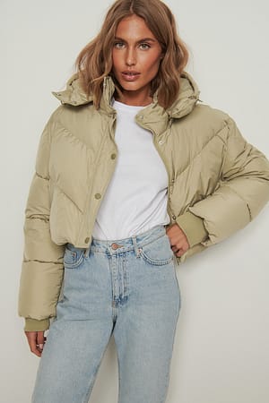 Light Khaki Chaqueta corta acolchada con cordón