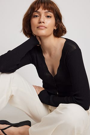 Black Cardigan med knapper