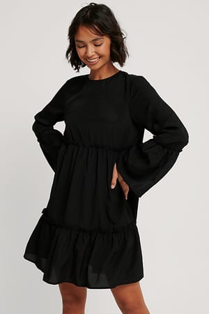Black Minikleid Mit Volantärmeln