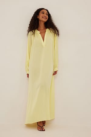 Light Yellow Fließendes Maxikleid