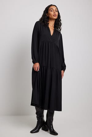 Black Fließendes Midikleid