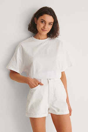 White Økologisk mom shorts med opslag