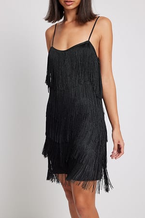 Black Vestido con detalle de flecos