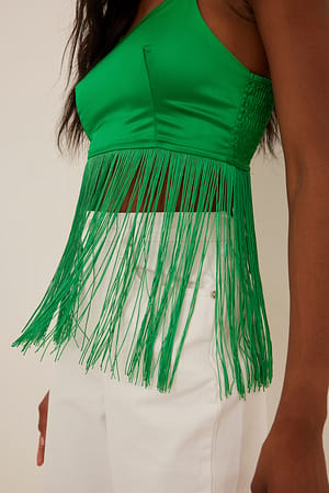 Green Recyceltes Satin-Unterhemd mit Fransen