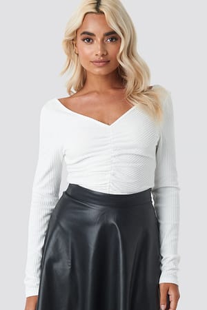 Front Ruched Cropped Top