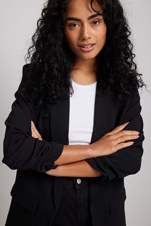 Black Blazer Mit Detail