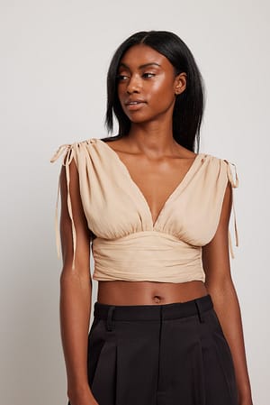 Dark Beige Bluse i chiffon med rynker i talje