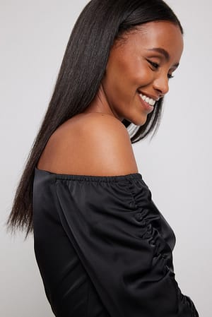 Black Schwere Satin-One-Shoulder-Bluse