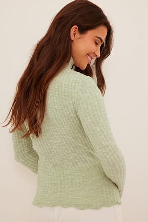Image 2 of 4