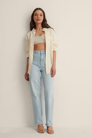 Højtaljet jeans med lige ben