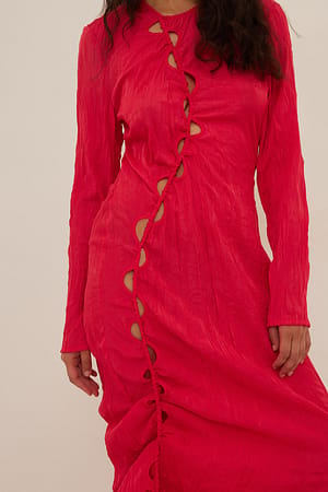 Red Maxikleid mit Lochdetails