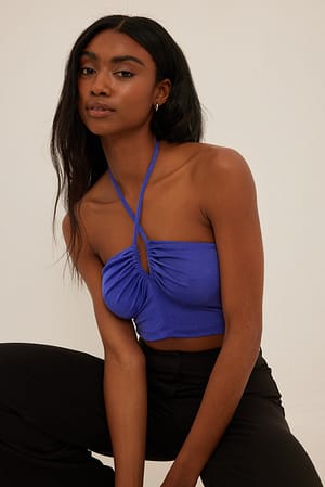 Blue Singlet med udskæringsdetalje