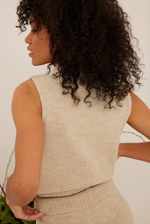Image 2 of 4