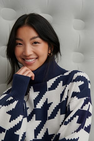 Navy Comb Pull en tricot à col montant