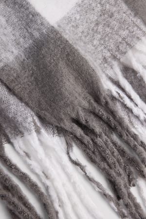 Image 3 of 5