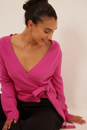 Pink Strickpullover zum Wickeln