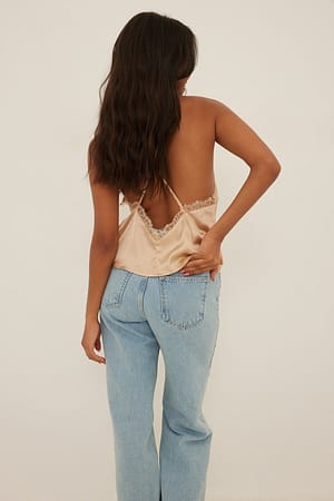 Beige Top con encaje en la espalda reciclada