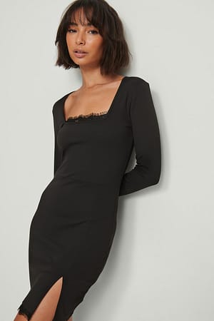 Kleid mit Spitzendetail
