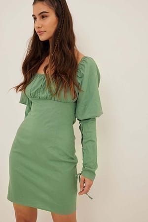 Dusty Green Leinenkleid