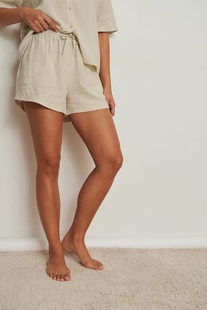 Beige Fritidsshorts i lærred