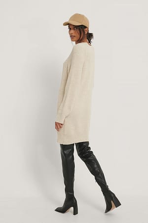 Light Beige Jersey De Punto Largo De Cuello Alto