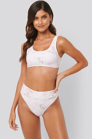 Soft Floral Pattern Maxi højtaljede bikinitrusser med blondekant