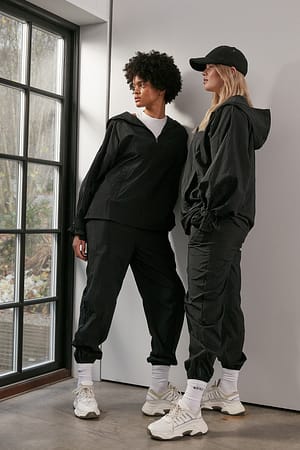 Black Übergroße Windshell-Jacke Mit Halbem Reißverschluss