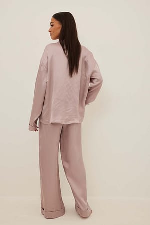 Image 2 of 4