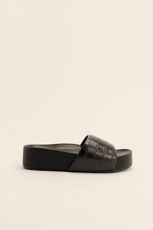 Black Padded Strap Pool Sliders