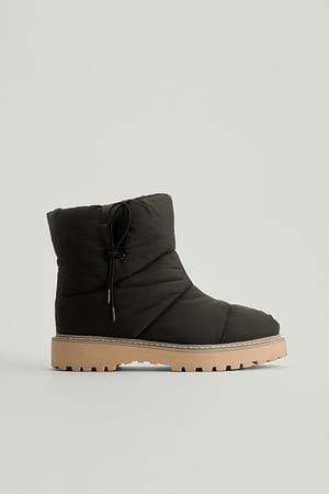 Gesteppte Stiefeletten
