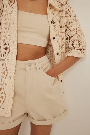 Light Beige Organische Fold Up Mom Shorts