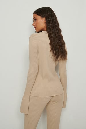 Image 2 of 4