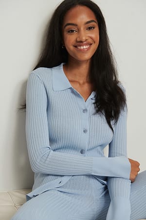 Ribstrikket cardigan